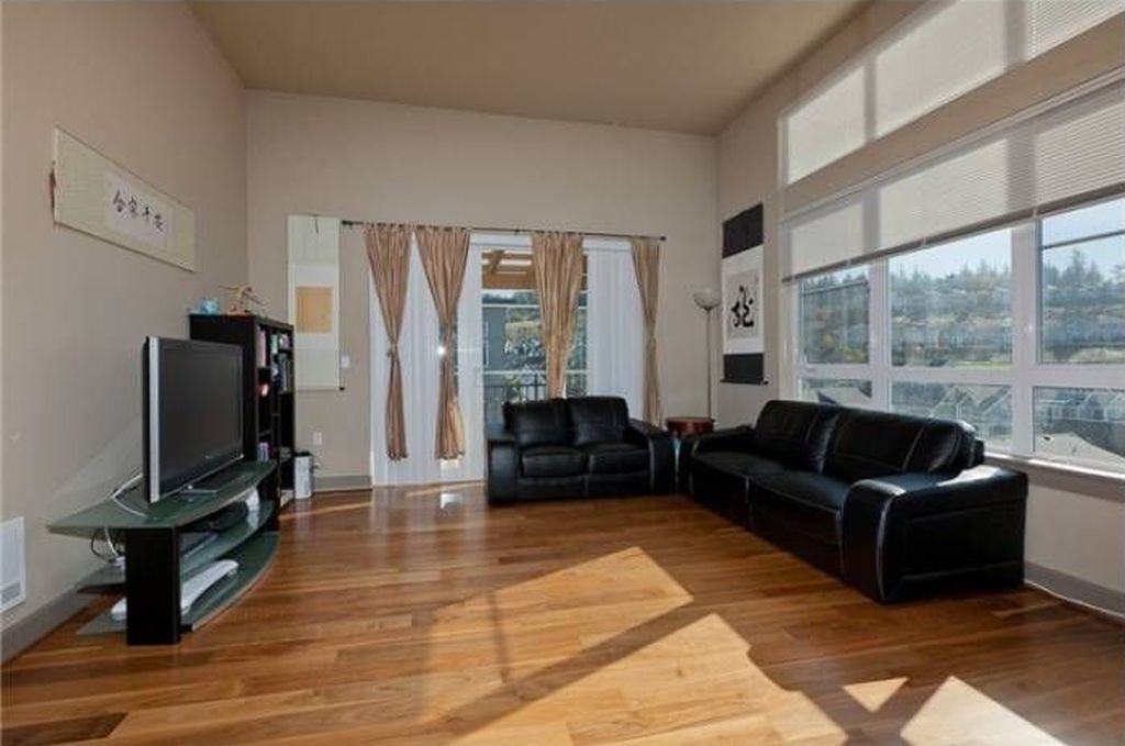 1840 25th Ave Ne #402 - Photo 6 of 11