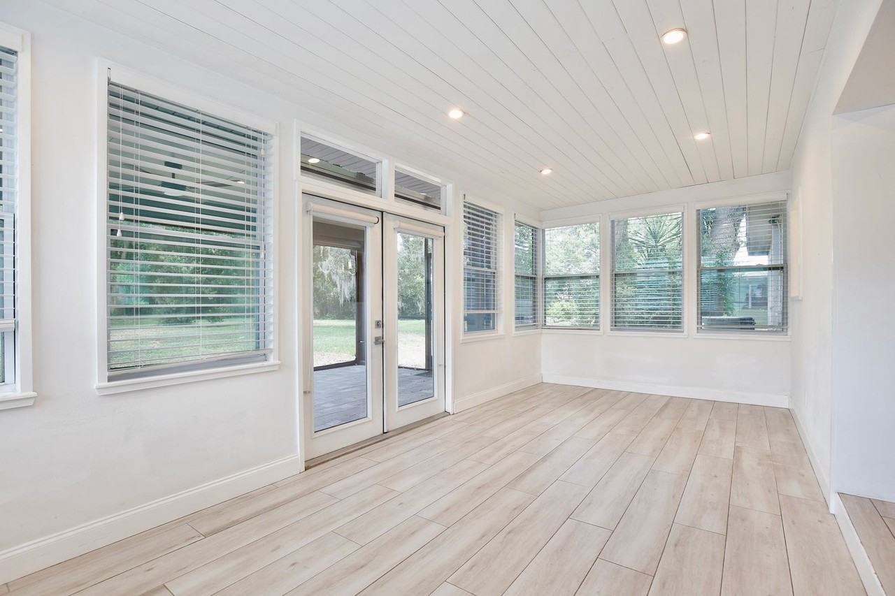 2401 Albert Lee Pkwy - Photo 7 of 25