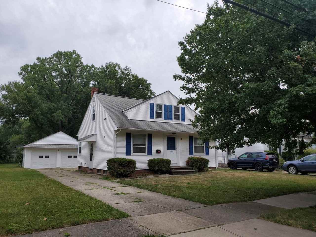 5451 Summit Rd - Photo 2 of 43