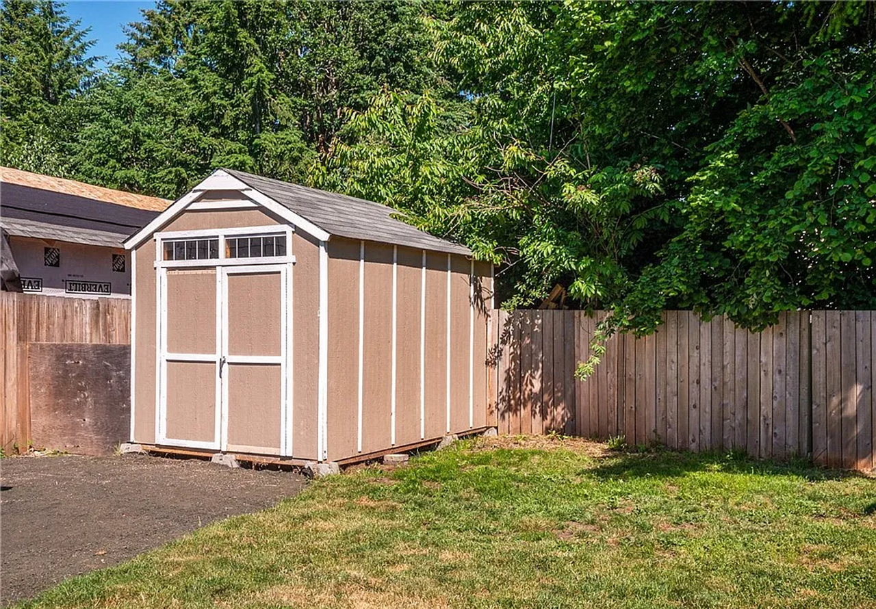 1141 Pinedrop Loop Se - Photo 5 of 16