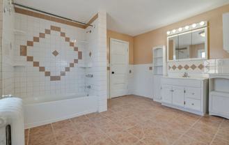 516 Hickory St - Photo 1 of 1