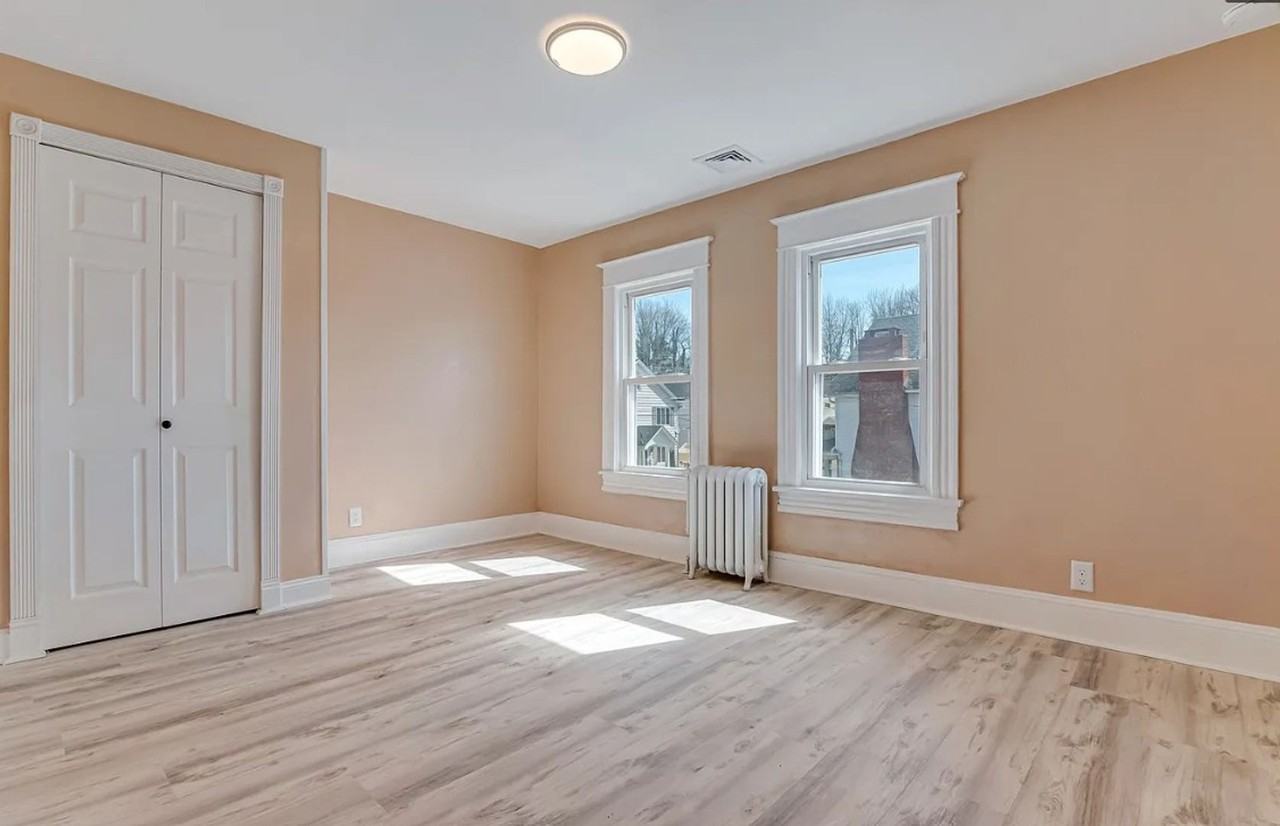 516 Hickory St - Photo 5 of 18