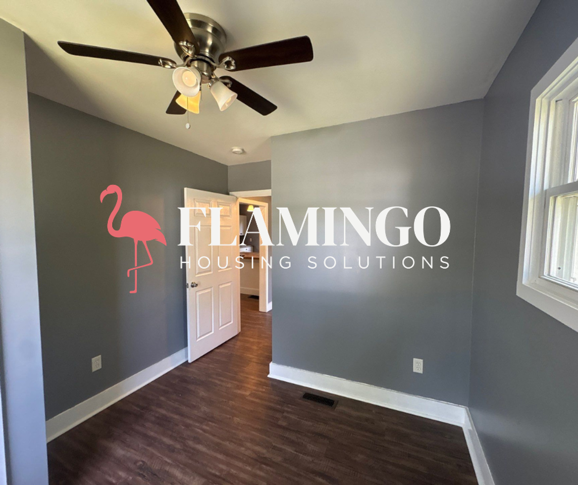 1510 Bancroft St - Photo 6 of 11