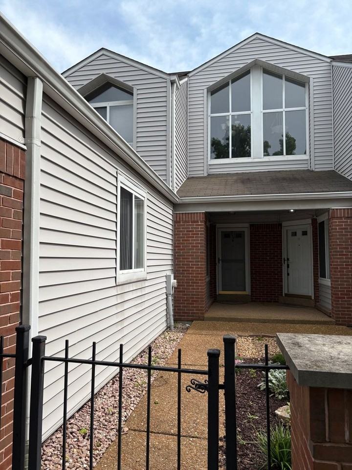 1716 Highview Circle Ct - Photo 3 of 27