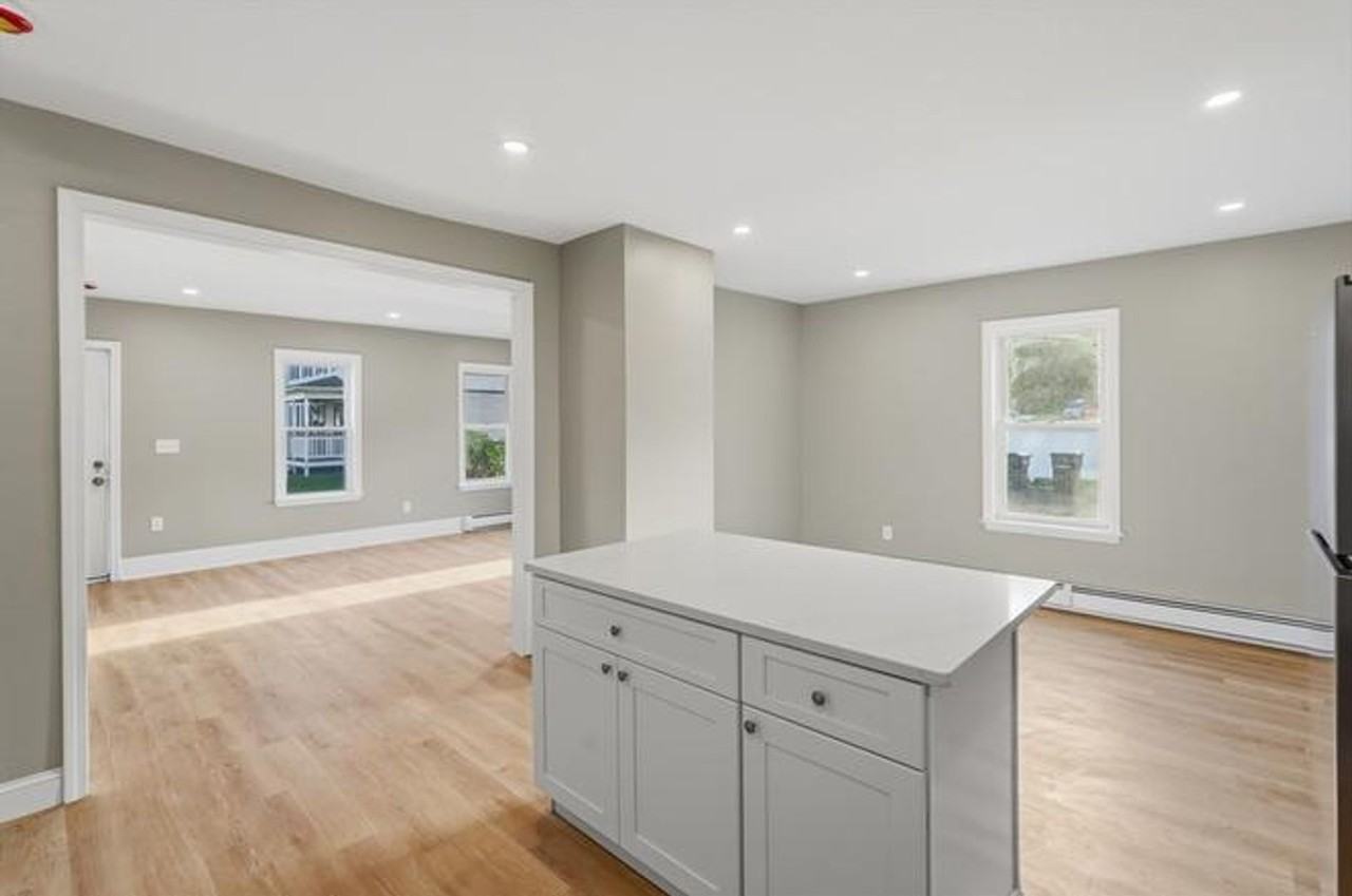 22 Demers St - Photo 3 of 19