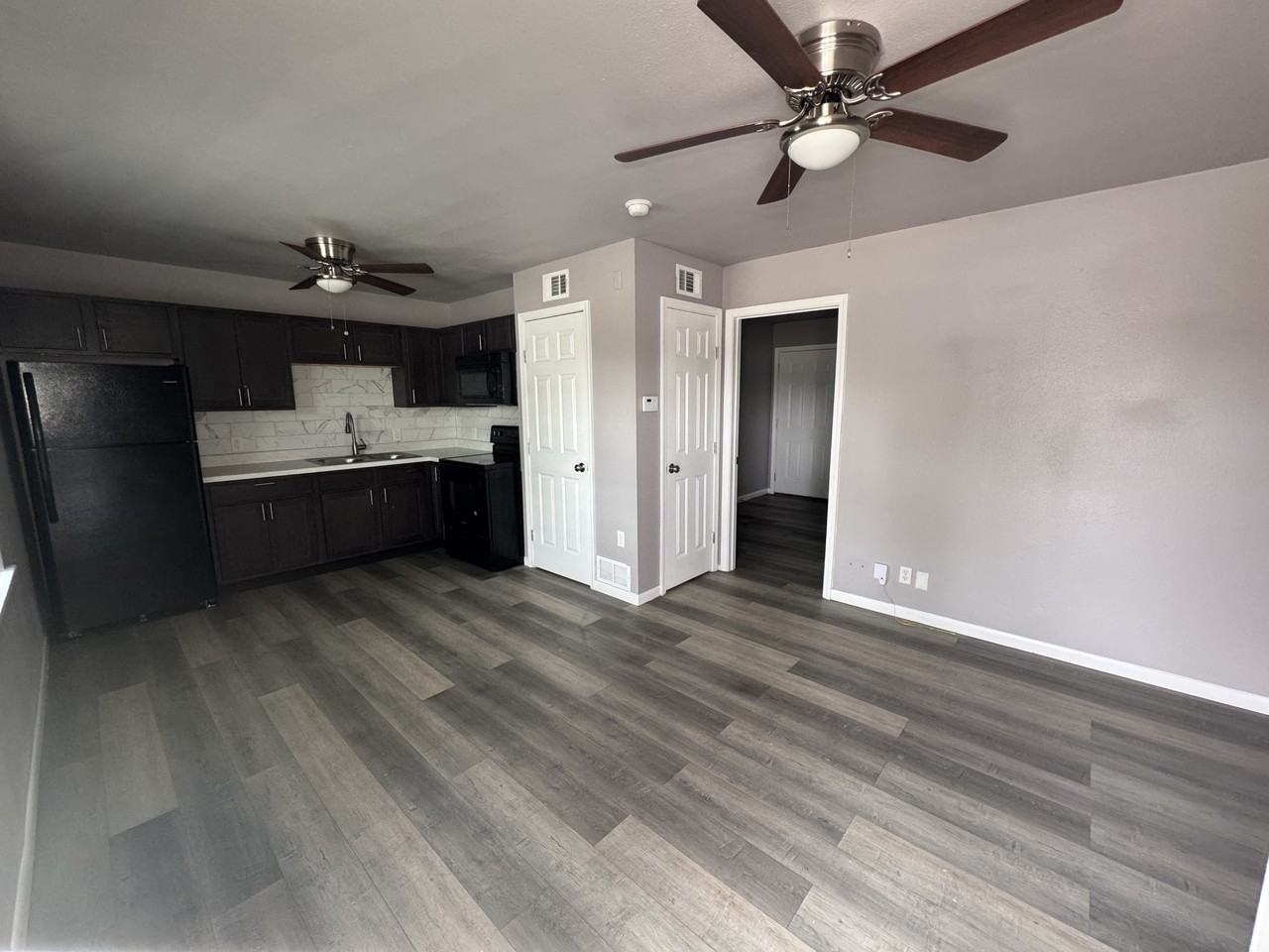 2834 Cedar Cir #4 - Photo 3 of 17