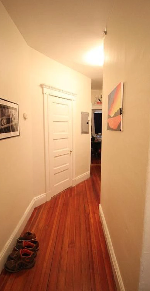 6 Mount Hood Rd - Photo 4 of 27