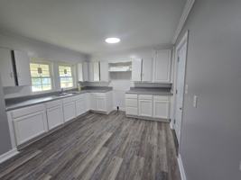 featured image of 909 Gaines Ave