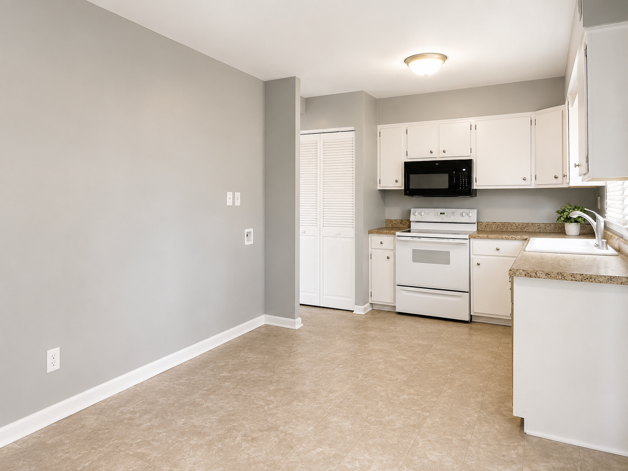 701 Marengo Dr - Photo 4 of 10