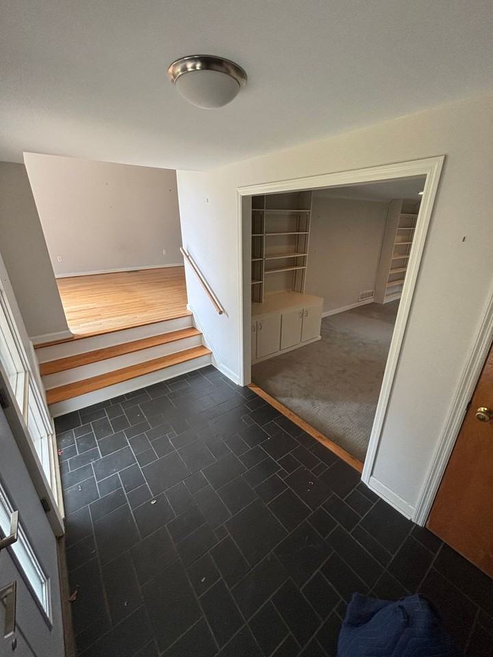 2312 Bedford Ave - Photo 2 of 25