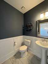 557 Dexter Dr - Photo 1 of 1