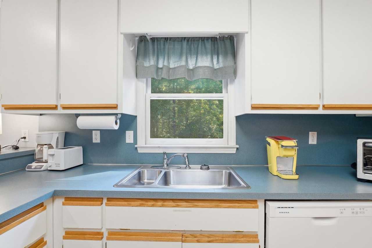 2726 Pheasant Run St - Photo 6 of 26