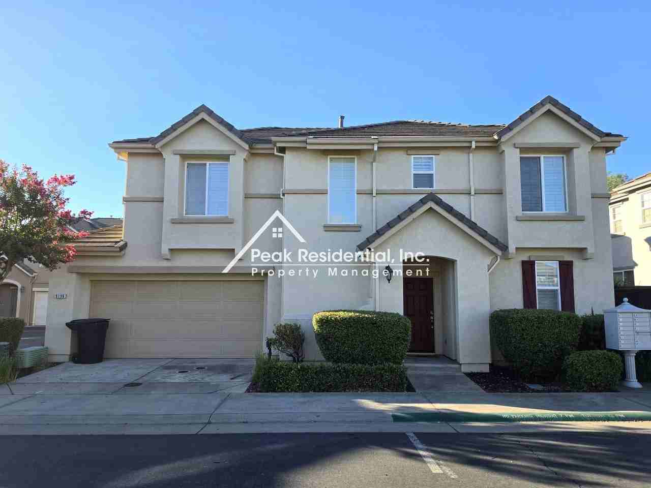 9196 Cortina Cir - Photo 2 of 27