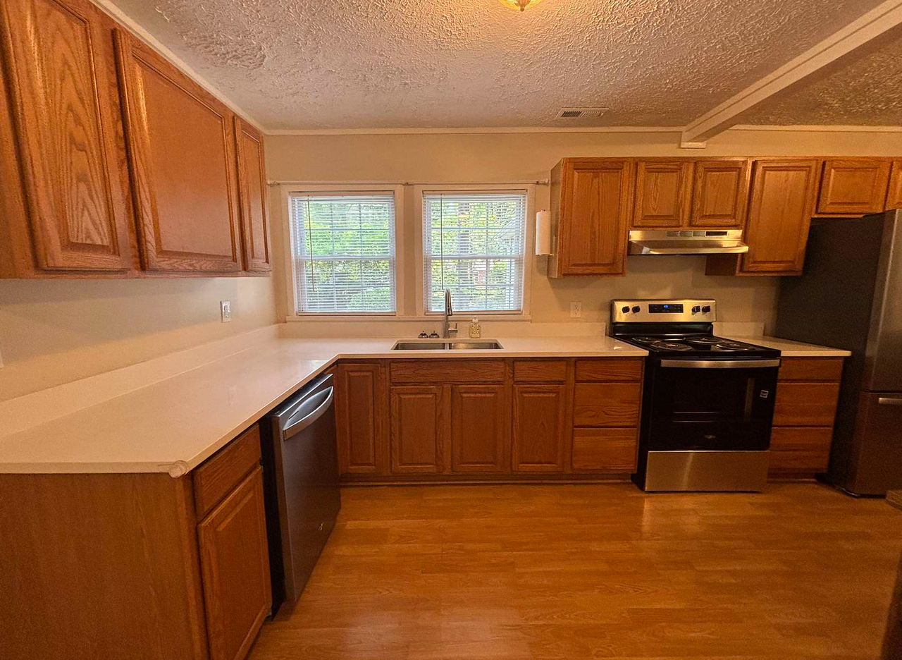 14269 Phillips Rd - Photo 5 of 16