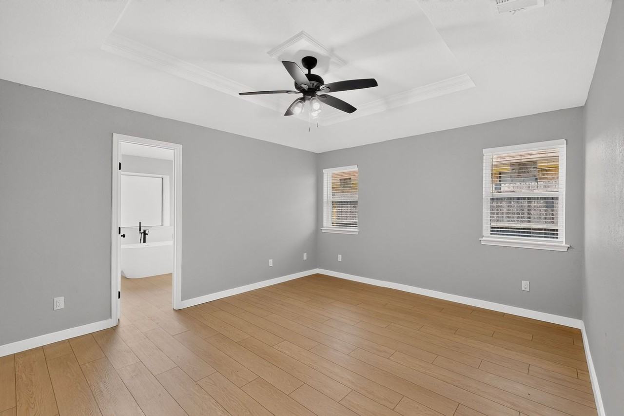 620 Stoneybrook Dr - Photo 5 of 45