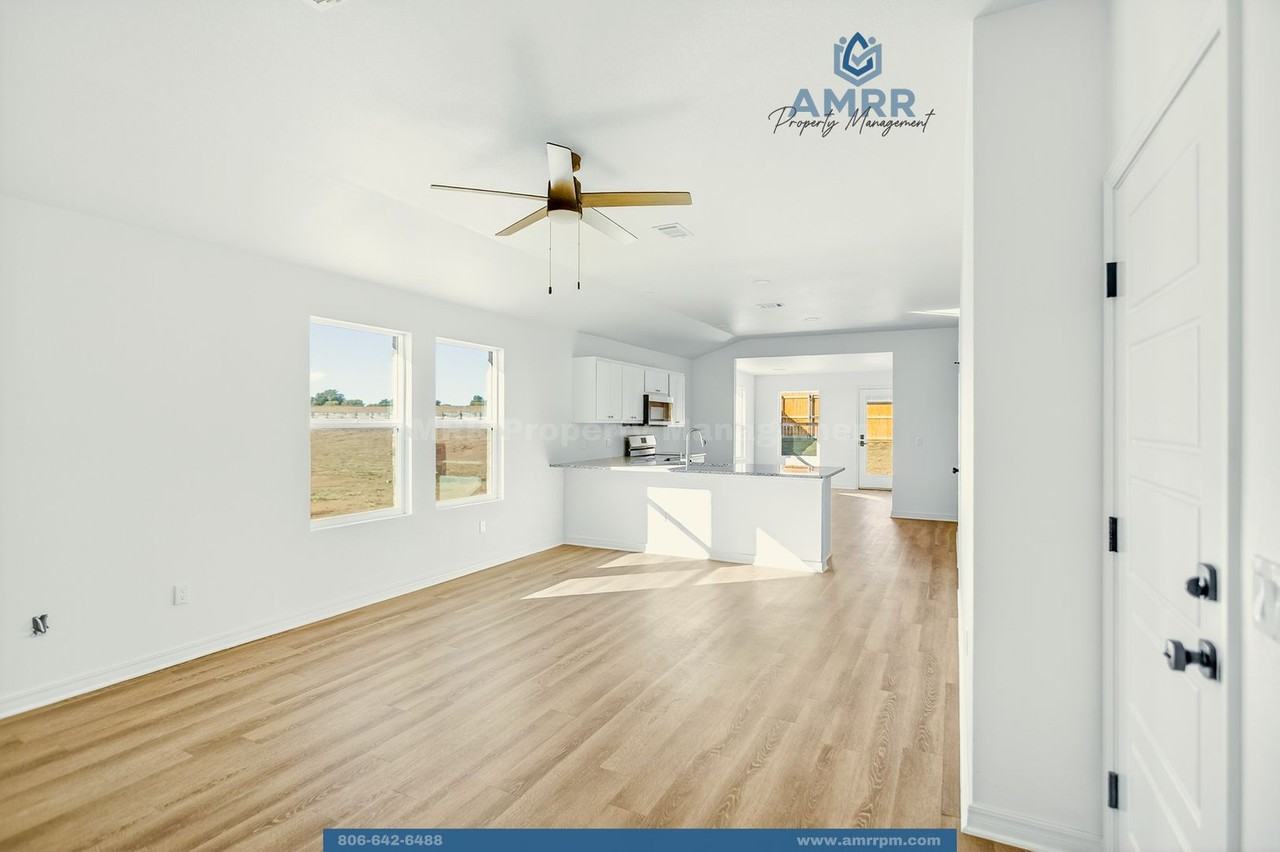 1316 Sioux Pl - Photo 5 of 33
