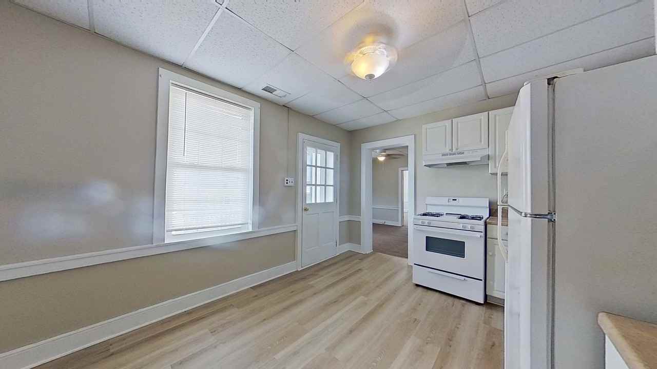 5407 Carlisle Pike - Photo 2 of 7