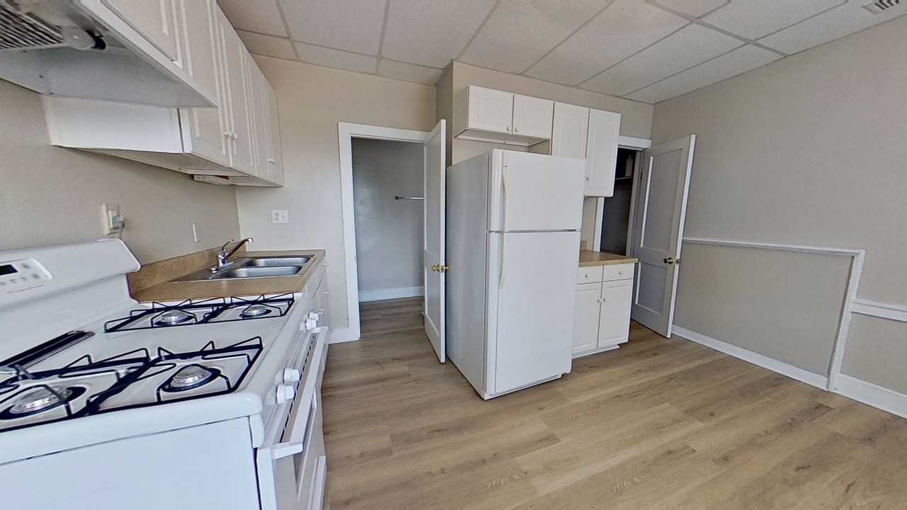 5407 Carlisle Pike - Photo 4 of 7
