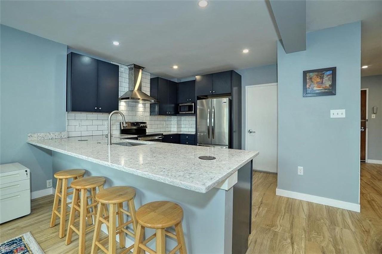 320 Fort Duquesne Blvd - Photo 4 of 28