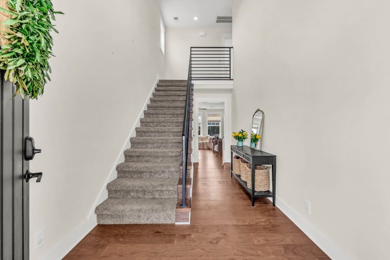 904 Frog Gip Pond Ct - Photo 3 of 23