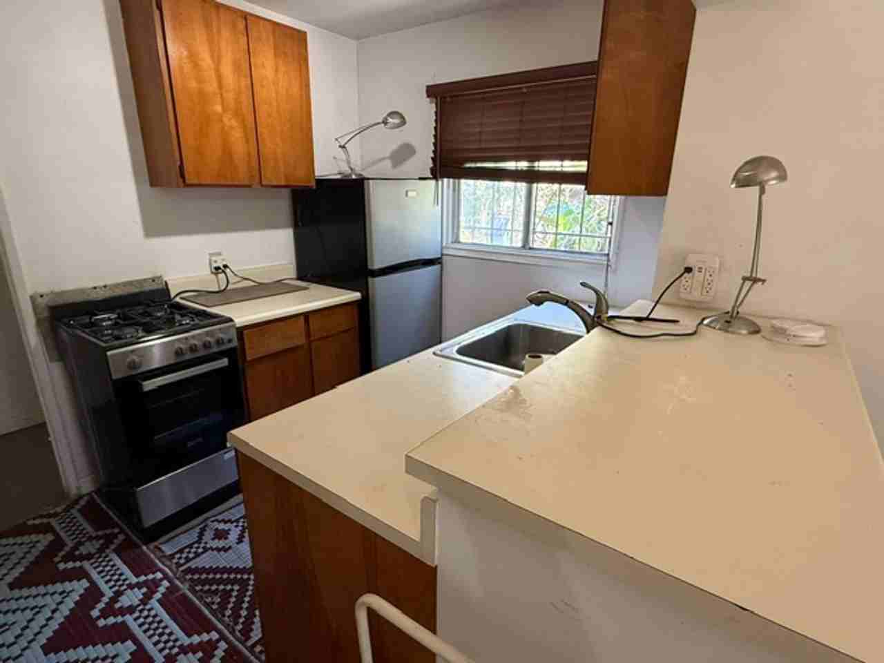 2240 Chestnut Ave - Photo 7 of 11