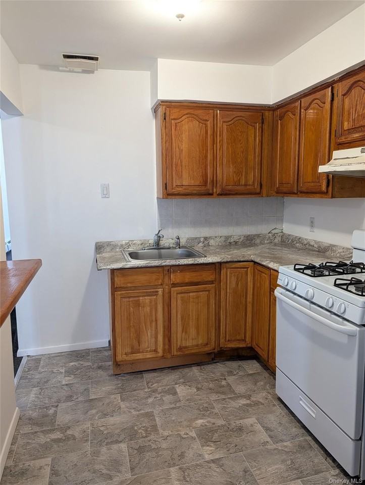 5283 72nd Pl #2 - Photo 7 of 11