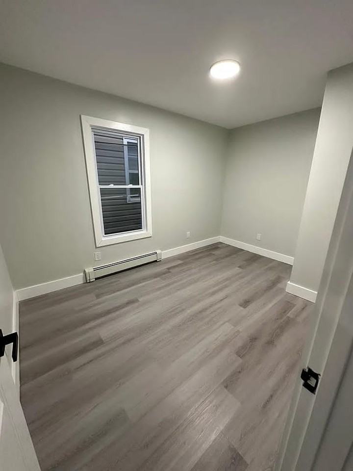 112 Milford Avenue #1d - Photo 6 of 9