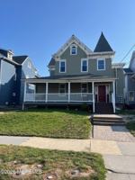 featured image of 302 3rd Ave #2FR