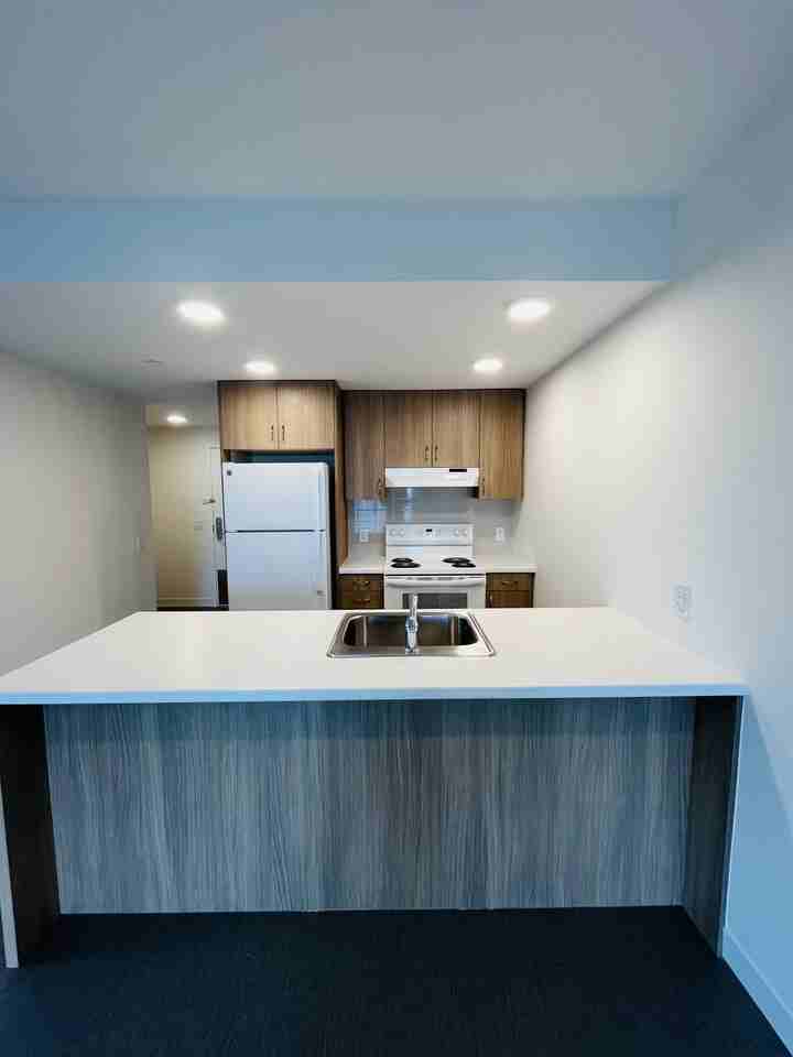 54 West Hastings Street - Photo 3 of 14