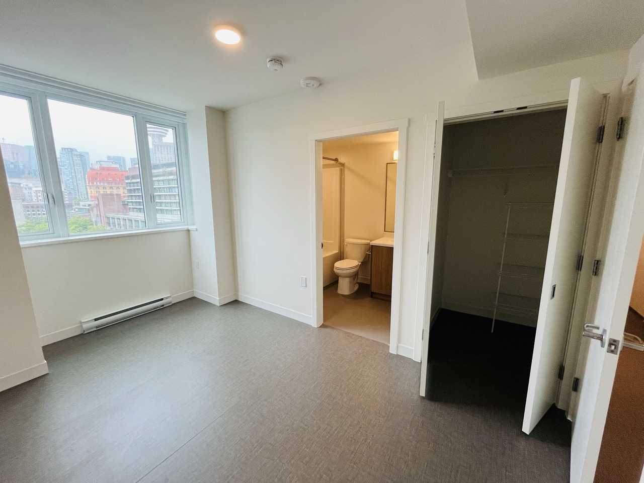 54 West Hastings Street - Photo 4 of 14
