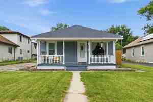 featured image of 1907 Cora St