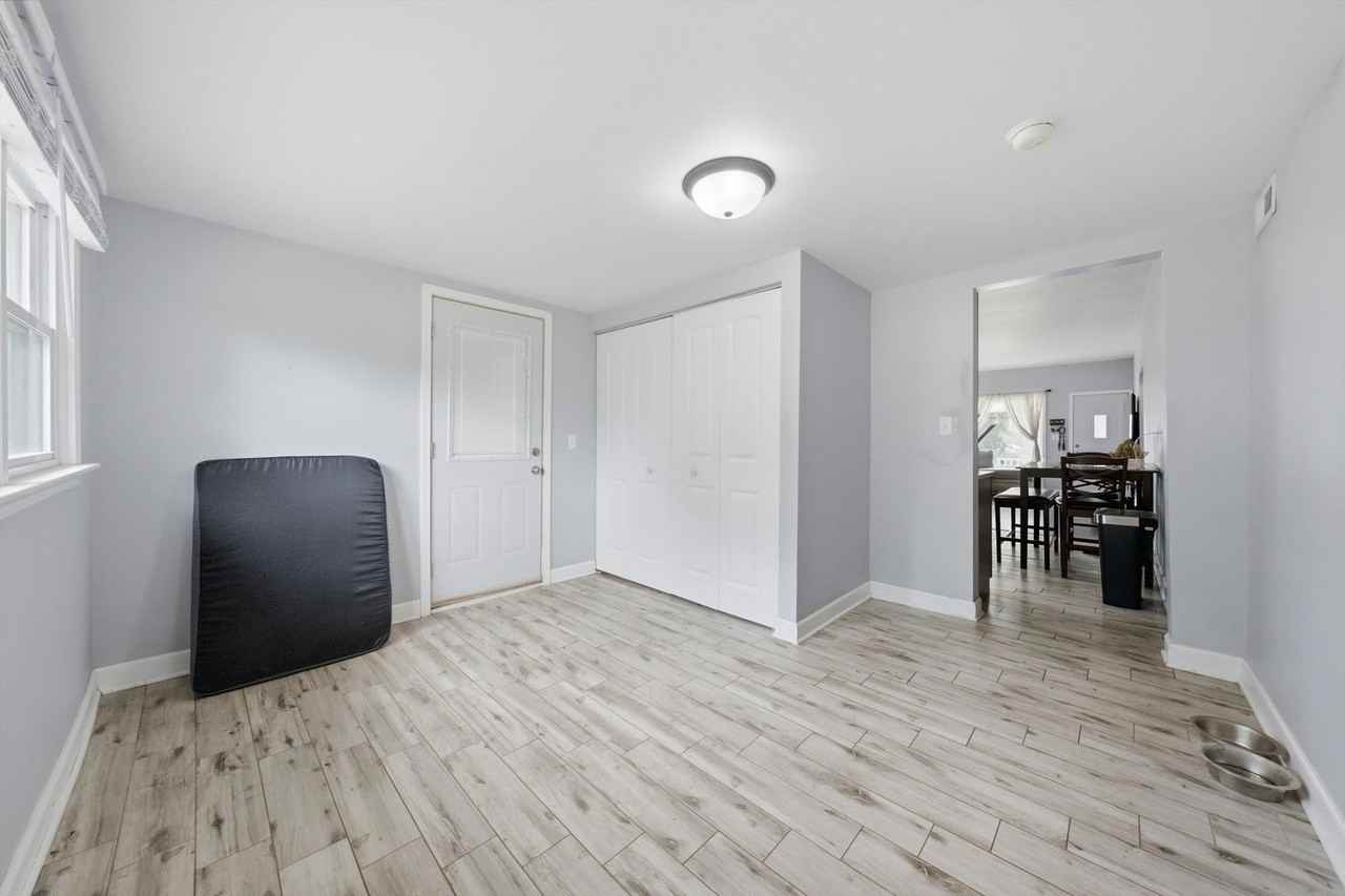 1907 Cora St - Photo 7 of 21