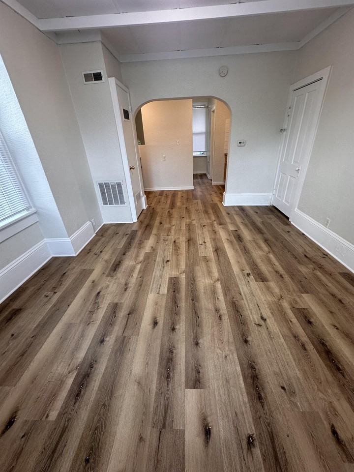 3125 Jackson - 1 #1 - Photo 2 of 7