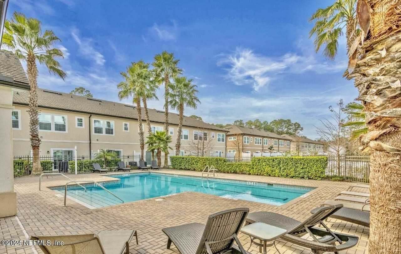 11368 Estancia Villa Dr #503 - Photo 3 of 21