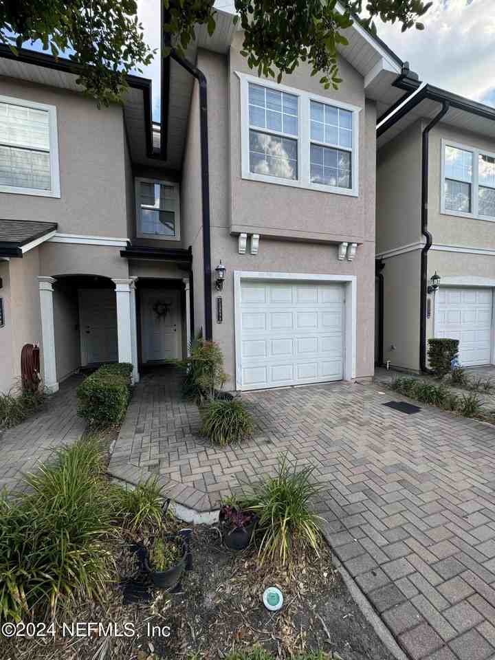 11368 Estancia Villa Dr #503 - Photo 4 of 21