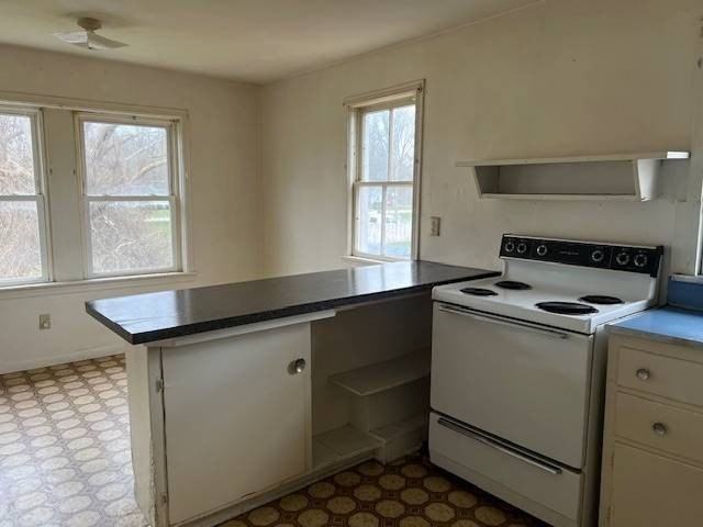 1107 W Vine St - Photo 6 of 9