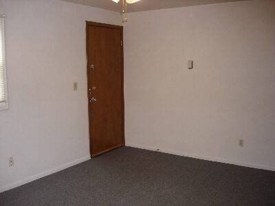 126 7th NW St #6 - Photo 5 of 5