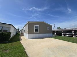featured image of 4000 24th St N #1420