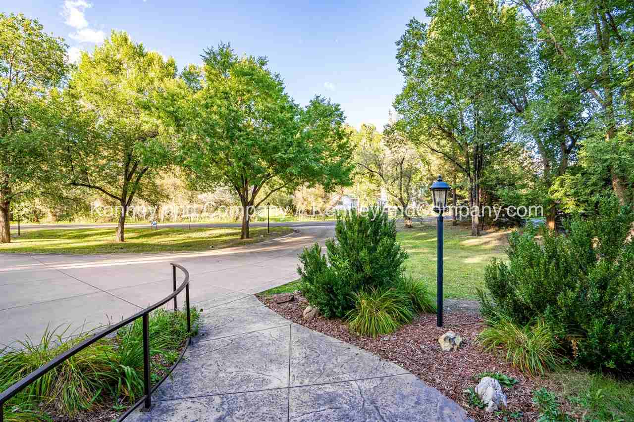 155 Indian Wells Ln #1 - Photo 2 of 39