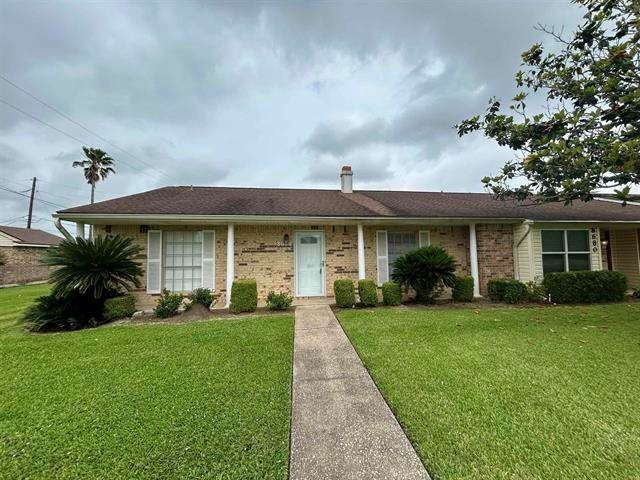 8690 Manion Dr - Photo 2 of 26