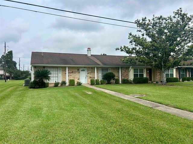 8690 Manion Dr - Photo 3 of 26