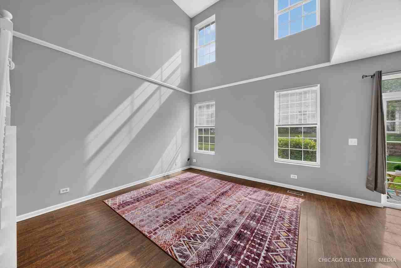 1286 W Black Wolf Rd - Photo 3 of 27