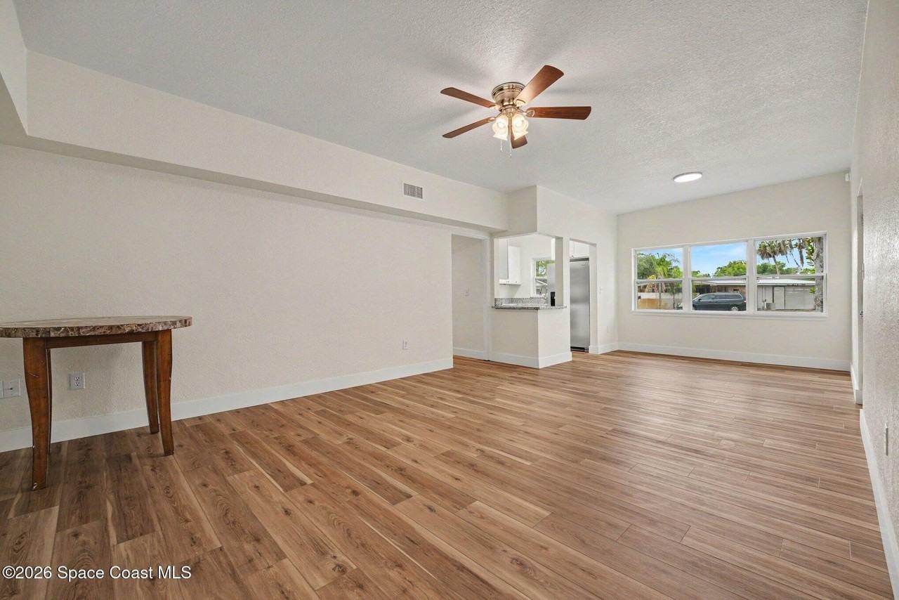 1111 Brewer Ct - Photo 2 of 15