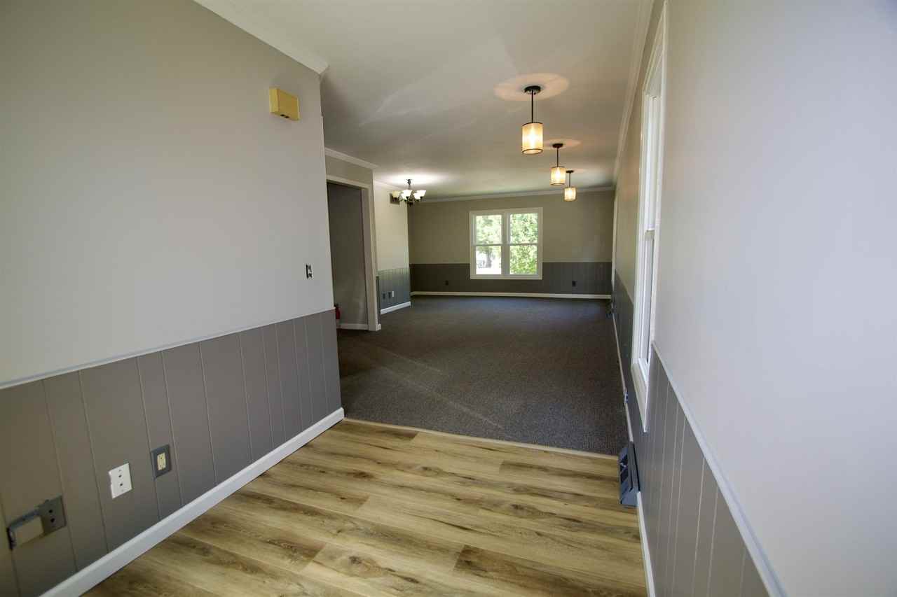 123 N Jackson St - Photo 5 of 24