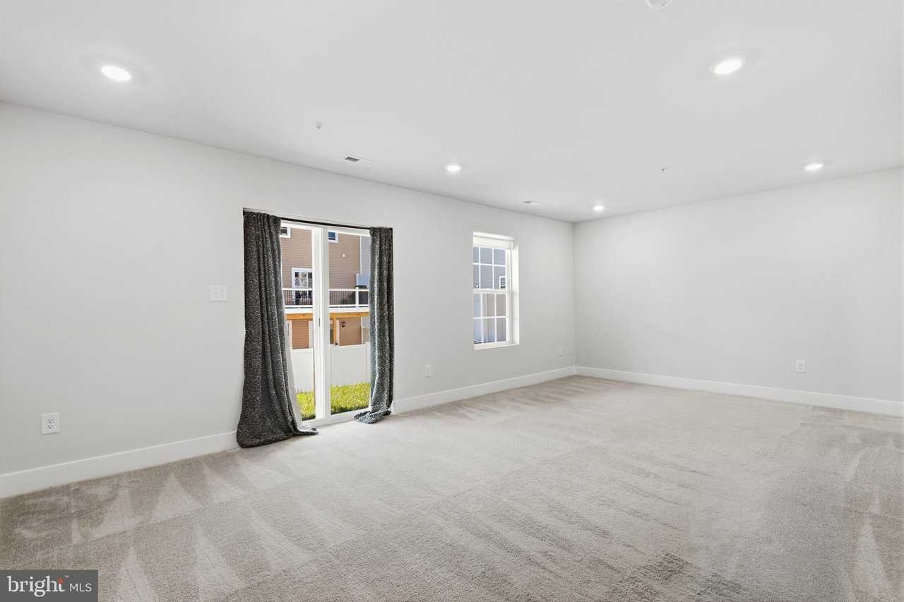 23622 Highliner Way - Photo 6 of 50