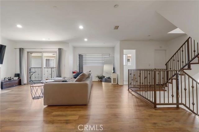 1611 W 208th St Apt 3 - Photo 6 of 19
