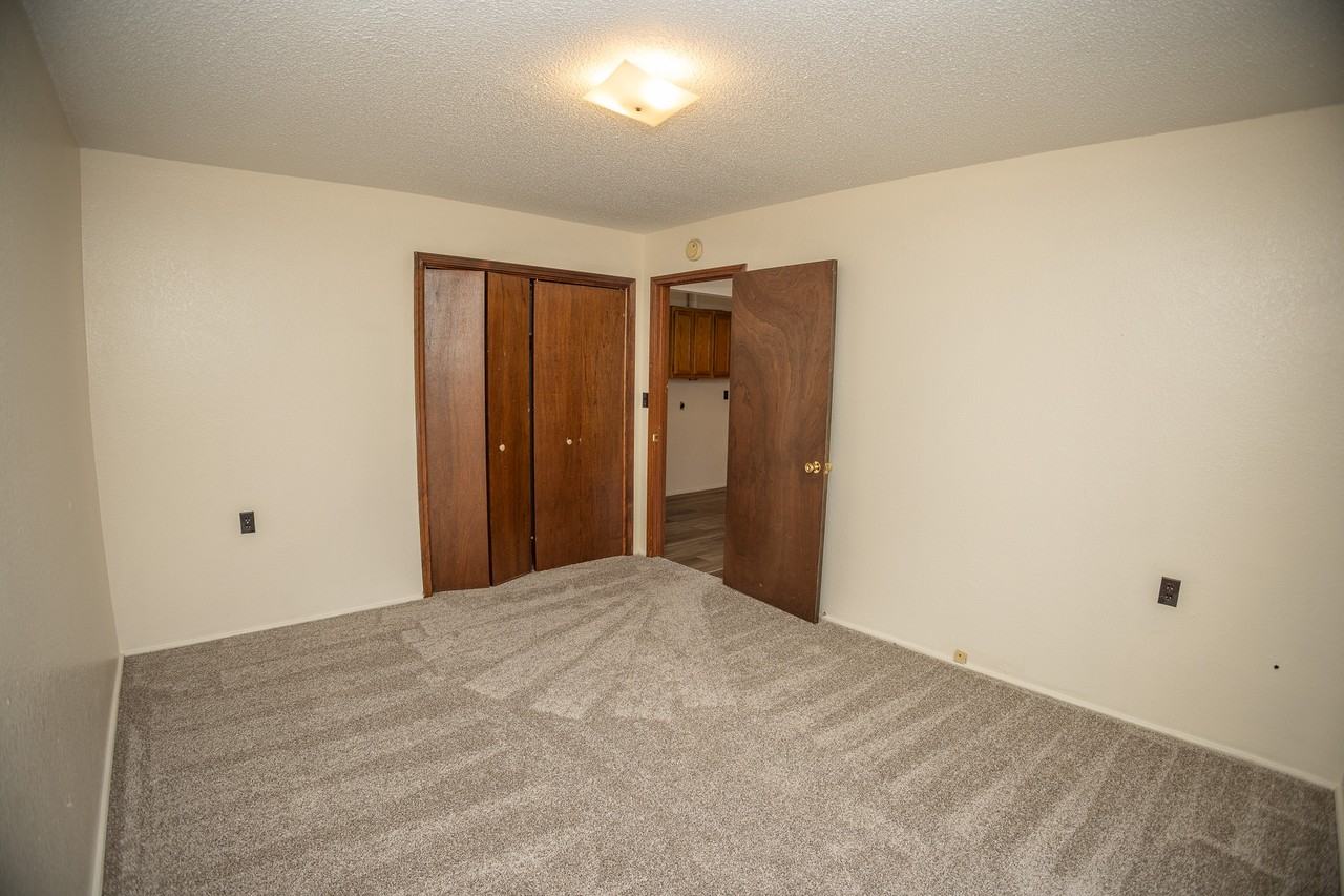 115 Traci Dr #11 - Photo 6 of 16