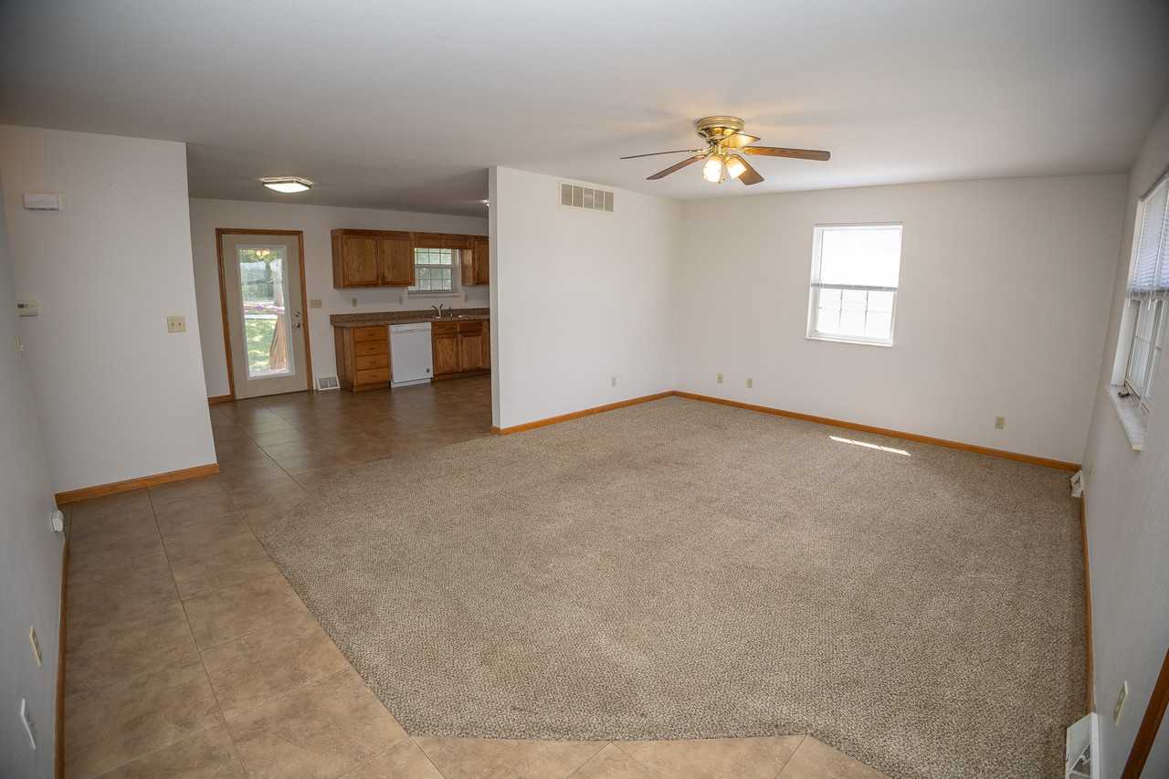 305 Tanner Bridge Ct #B - Photo 4 of 30