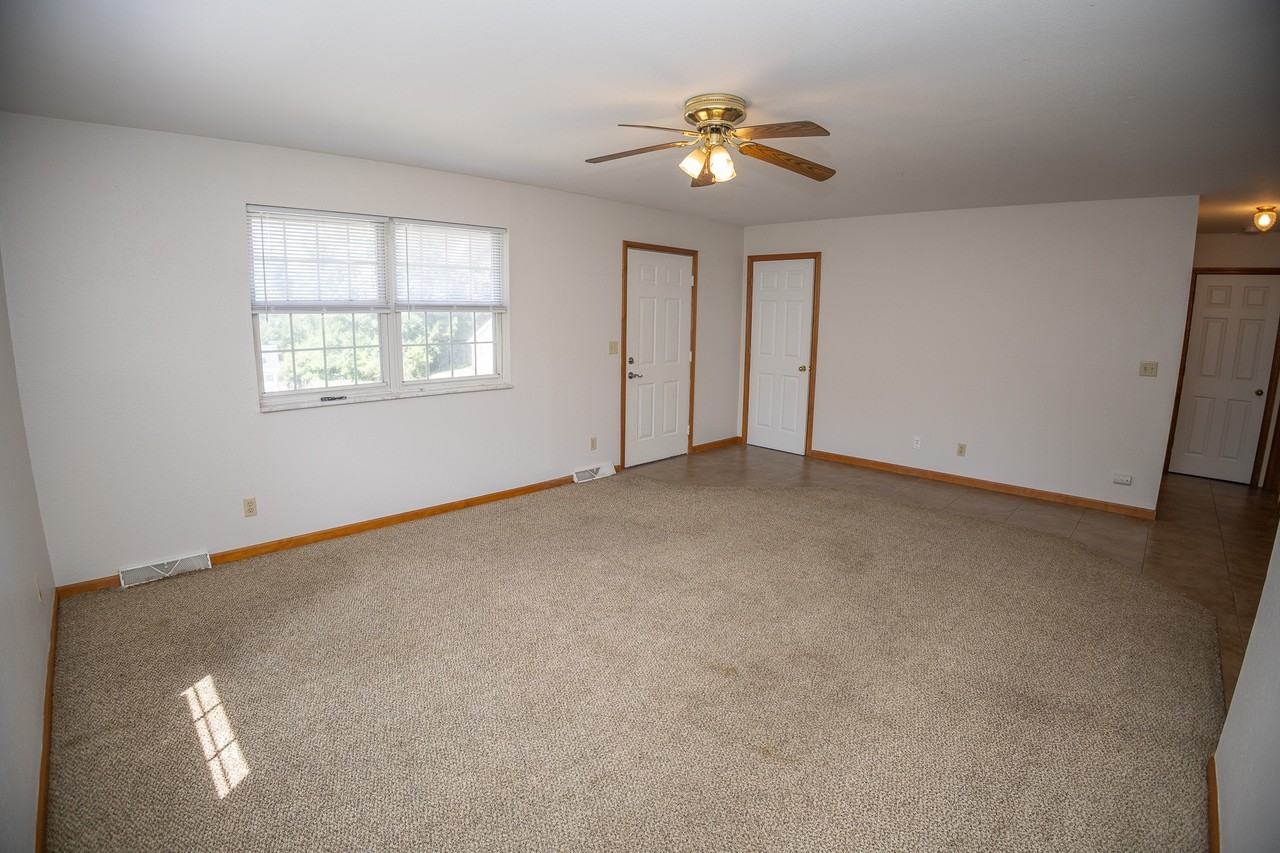 305 Tanner Bridge Ct #B - Photo 5 of 30