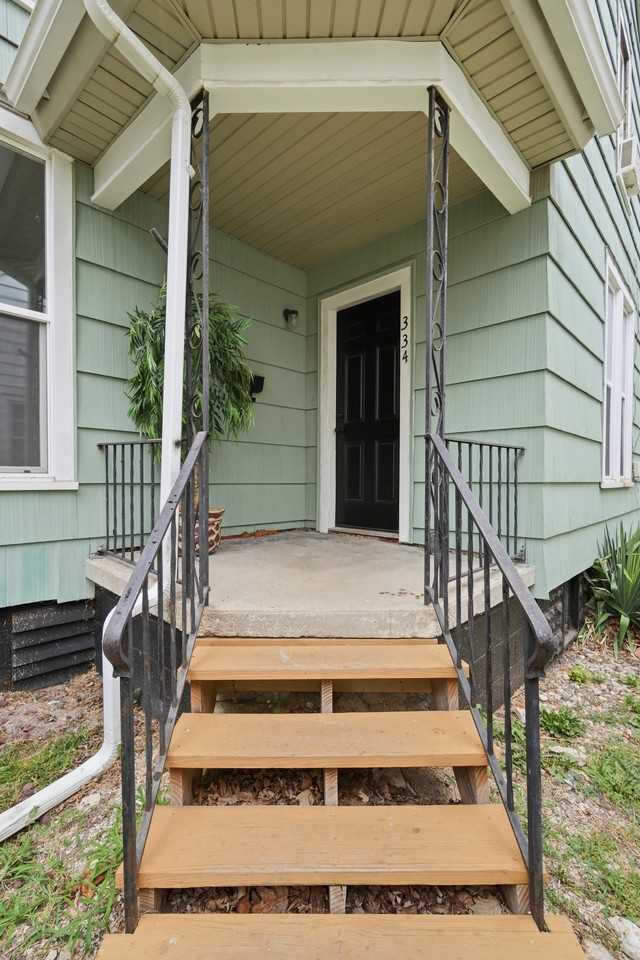 334 West 9th Street - 1Unit 1 #1 - Photo 4 of 24